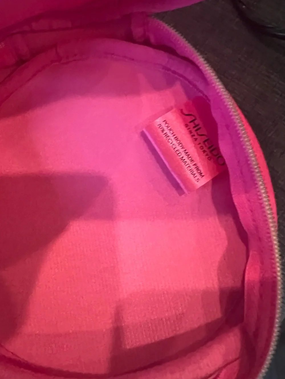 Shiseido Round Padded Cosmetic / Jewelry Case – Hot Pink (NEW)